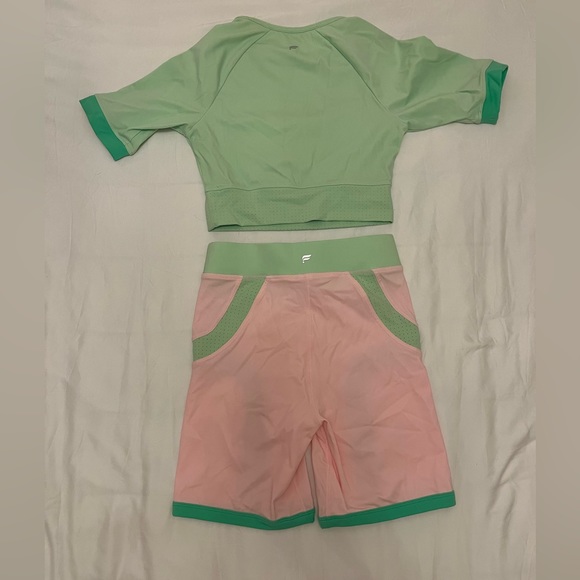 Fabletics two piece athletic set, watermelon - Picture 2 of 6